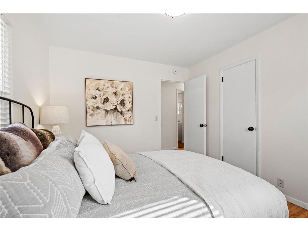 3214 Dupont Avenue N Minneapolis MN 55412 7083424 image17
