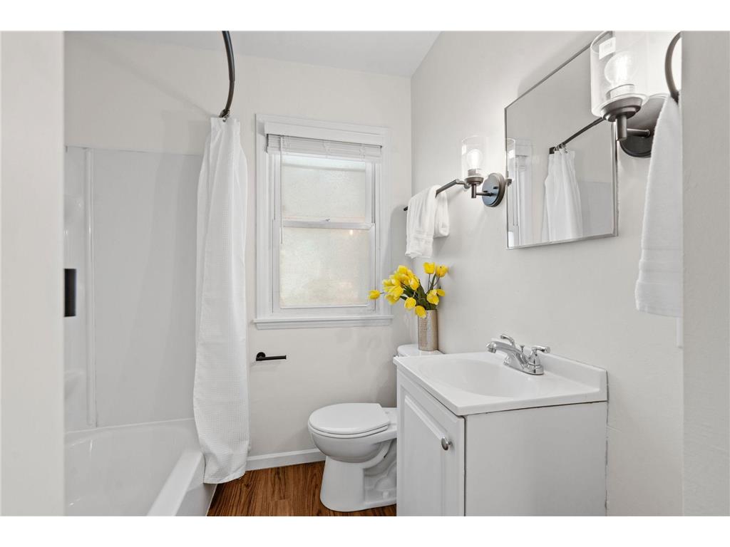 3214 Dupont Avenue N Minneapolis MN 55412 7083424 image20