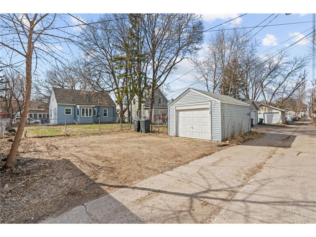 3214 Dupont Avenue N Minneapolis MN 55412 7083424 image28