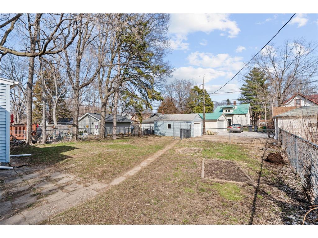 3214 Dupont Avenue N Minneapolis MN 55412 7083424 image32
