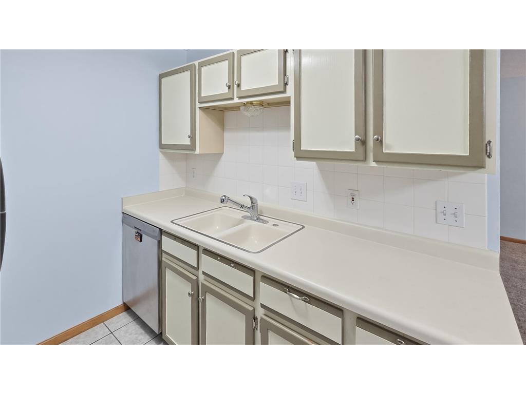 3214 Valley Ridge Drive Eagan MN 55121 7061912 image9
