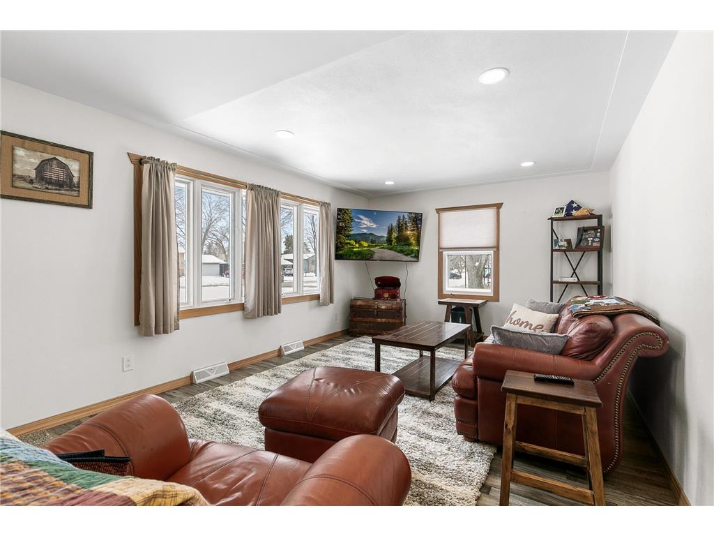 32145 61st Avenue Saint Cloud MN 56303 6446688 image1