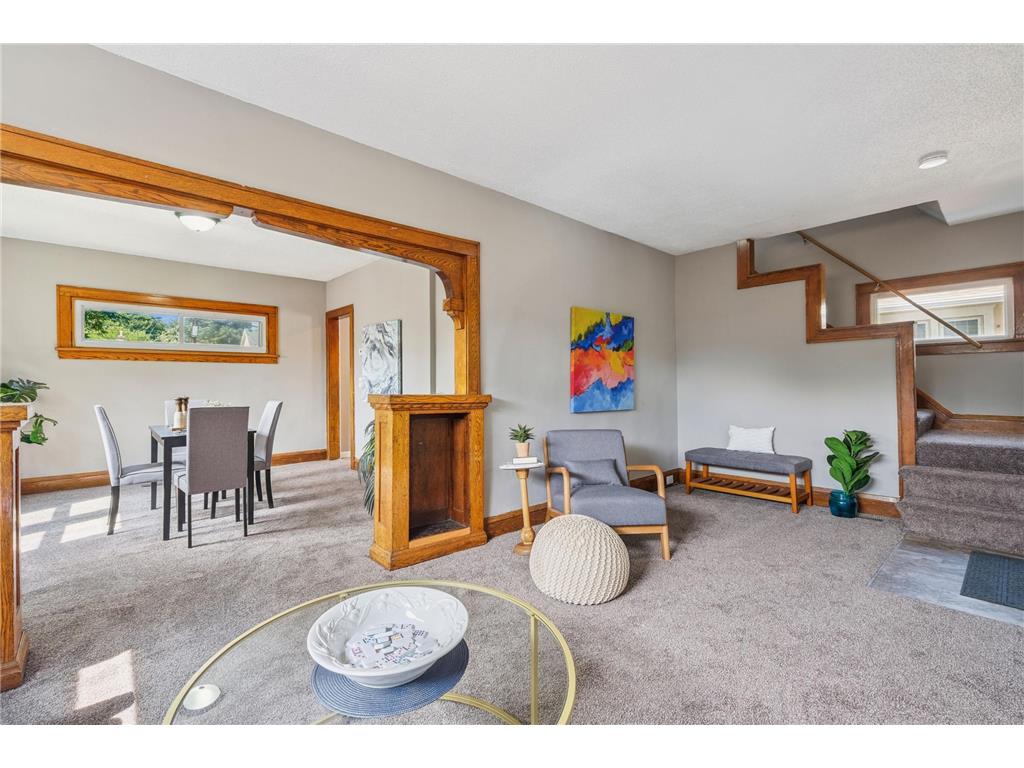 3215 Knox Avenue N Minneapolis MN 55412 6823058 image1