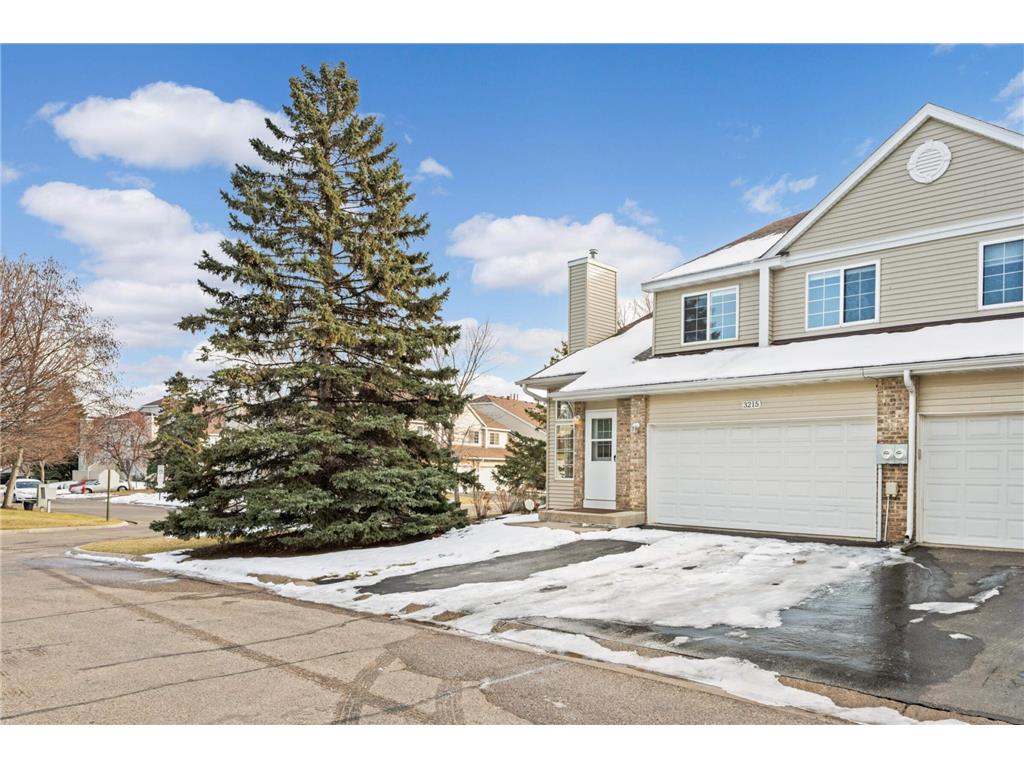 3215 Pecks Woods Turn, New Brighton, MN, 55112 MLS 6491600 Edina