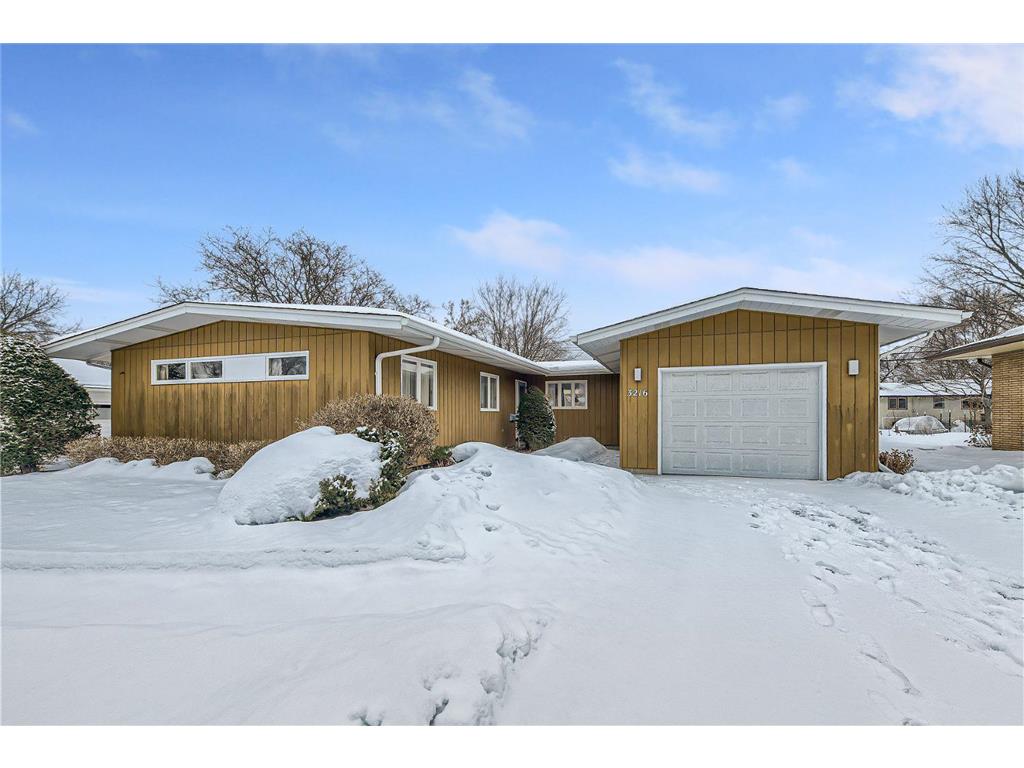 3216 36th Avenue NE Saint Anthony MN 55418 6332563 image1