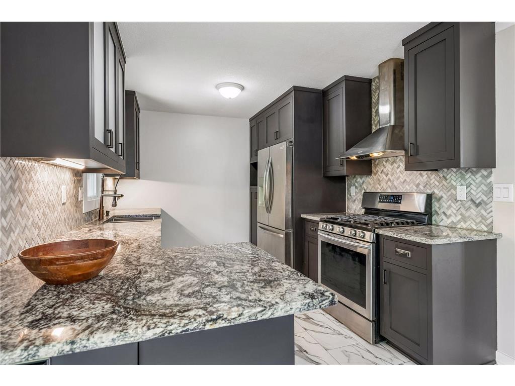 3216 W 85th Street Bloomington MN 55431 7067017 image8