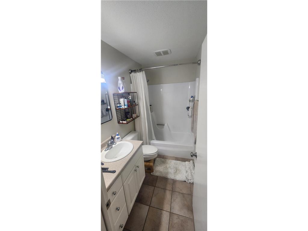 3217 Cherry Lane N Fargo ND 58102 6819651 image11