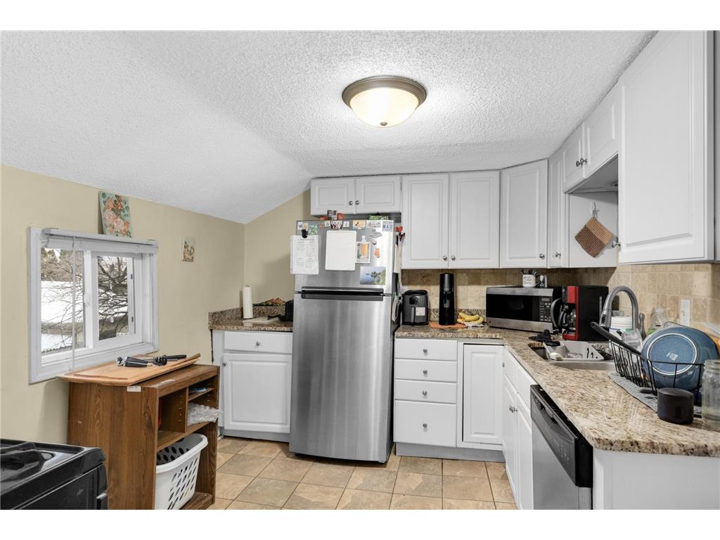 3217 Dupont Avenue S Minneapolis MN 55408 7003474 image19