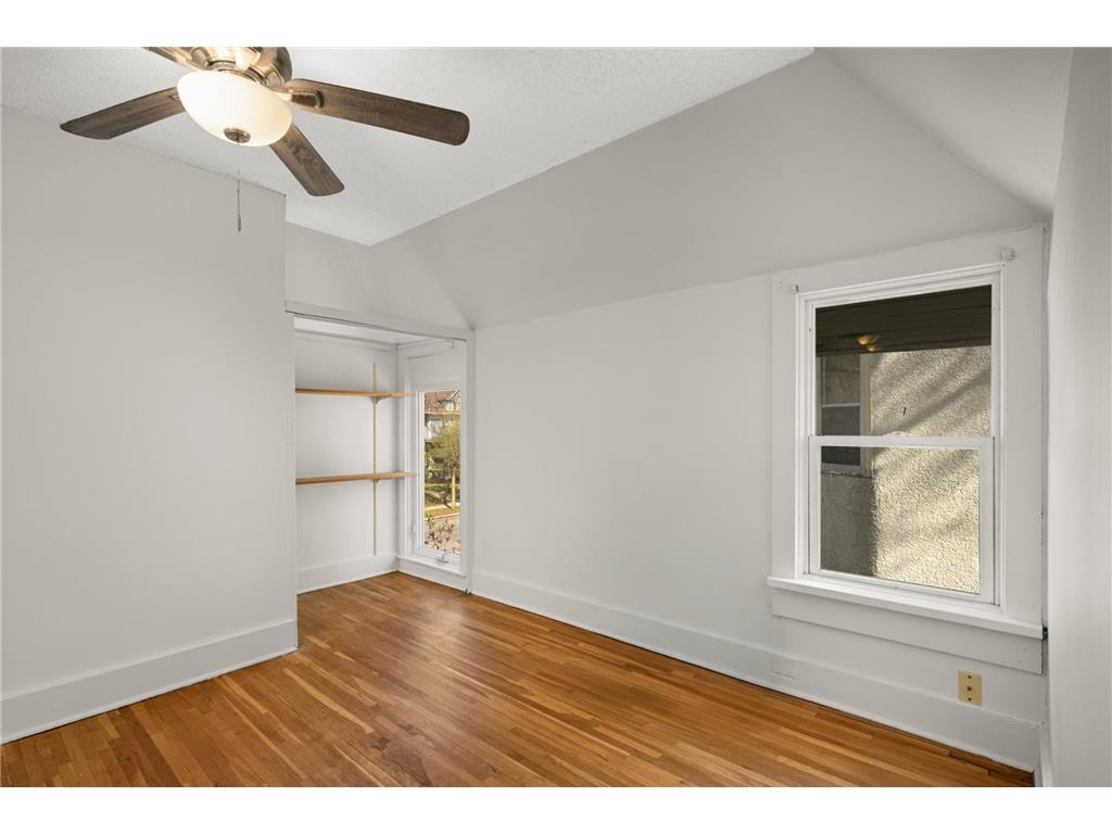 3217 Dupont Avenue S Minneapolis MN 55408 7061045 image20