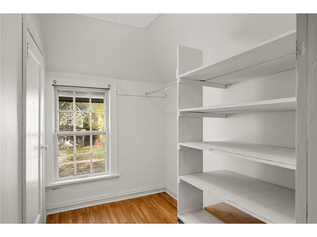 3217 Dupont Avenue S Minneapolis MN 55408 7061045 image33