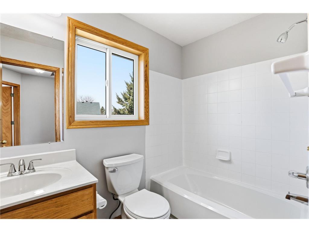3217 Meadow Brook Place Woodbury MN 55125 7044520 image32