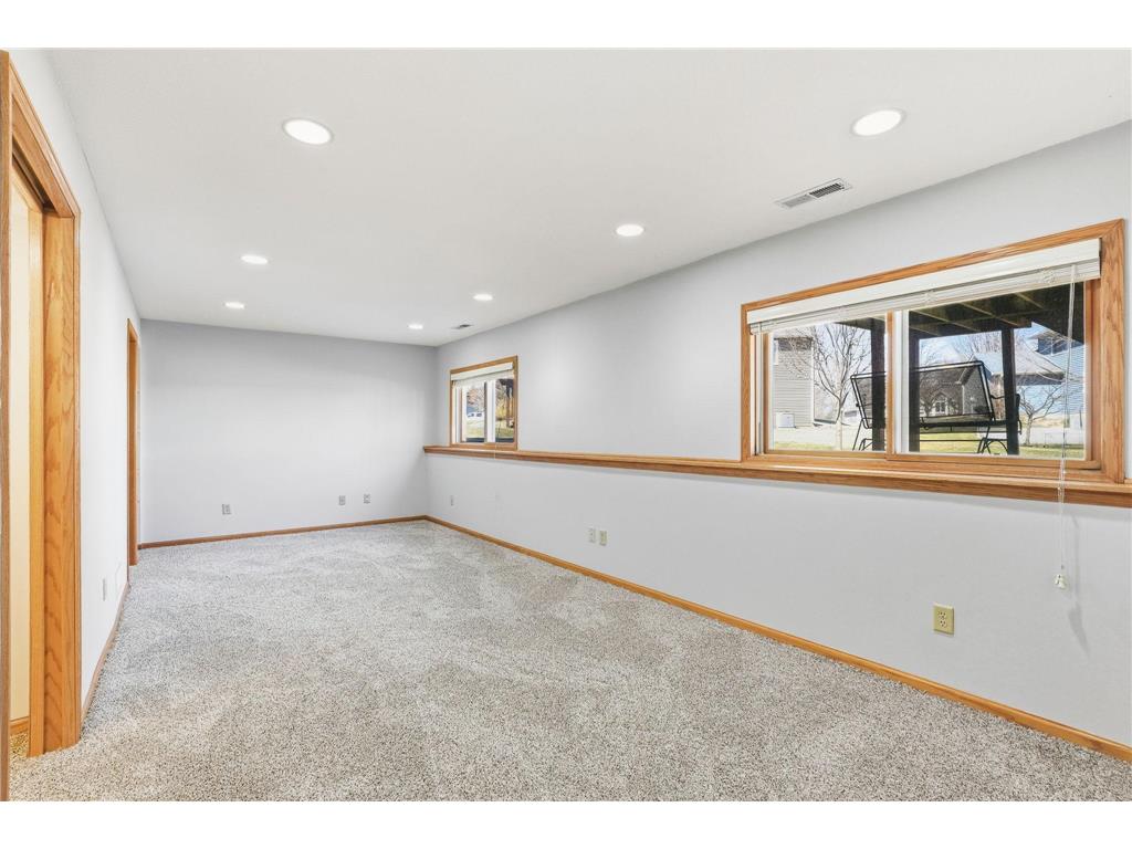 3217 Meadow Brook Place Woodbury MN 55125 7044520 image35