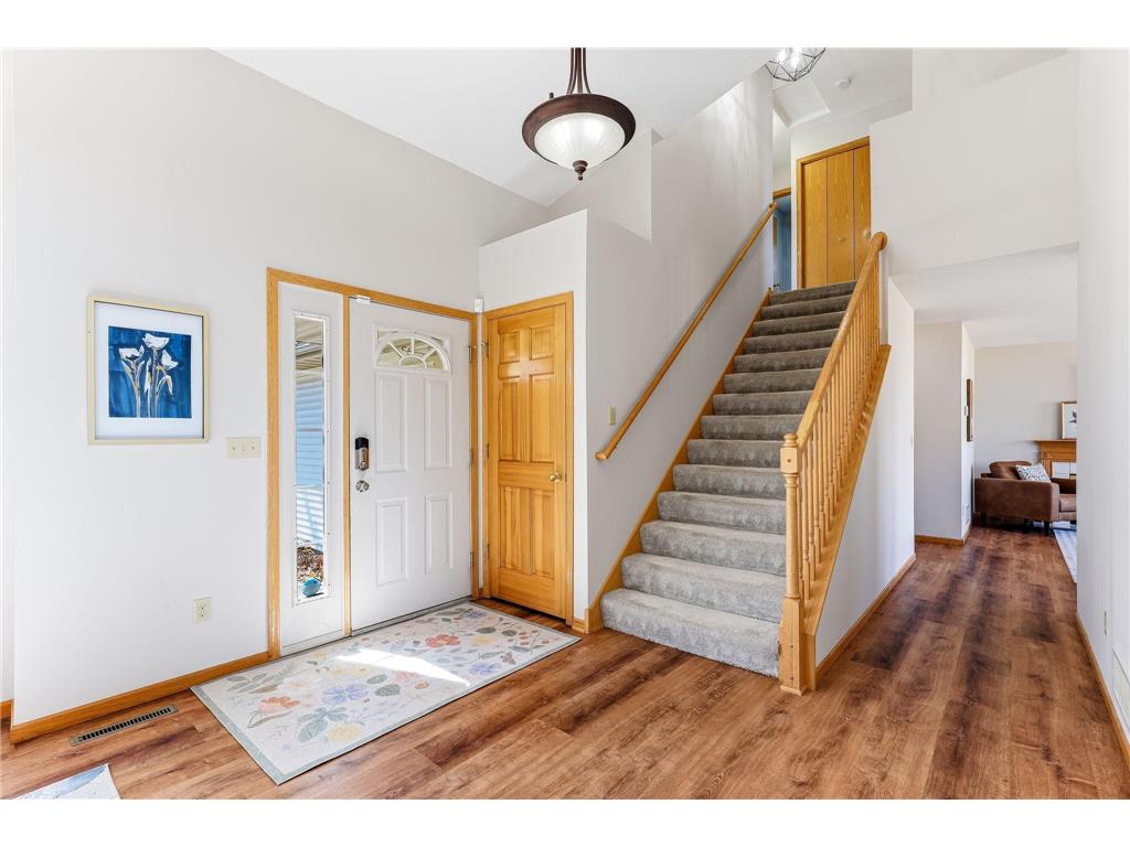 3217 Meadow Brook Place Woodbury MN 55125 7044520 image9
