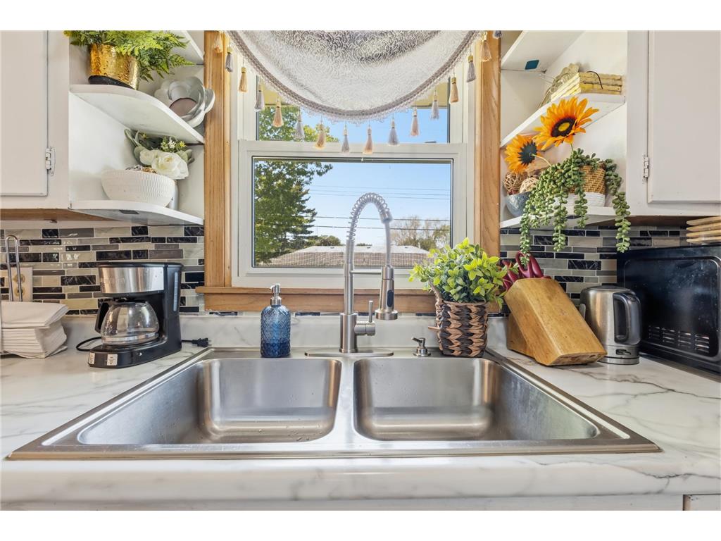 3217 Welcome Avenue N Crystal MN 55422 7083569 image14