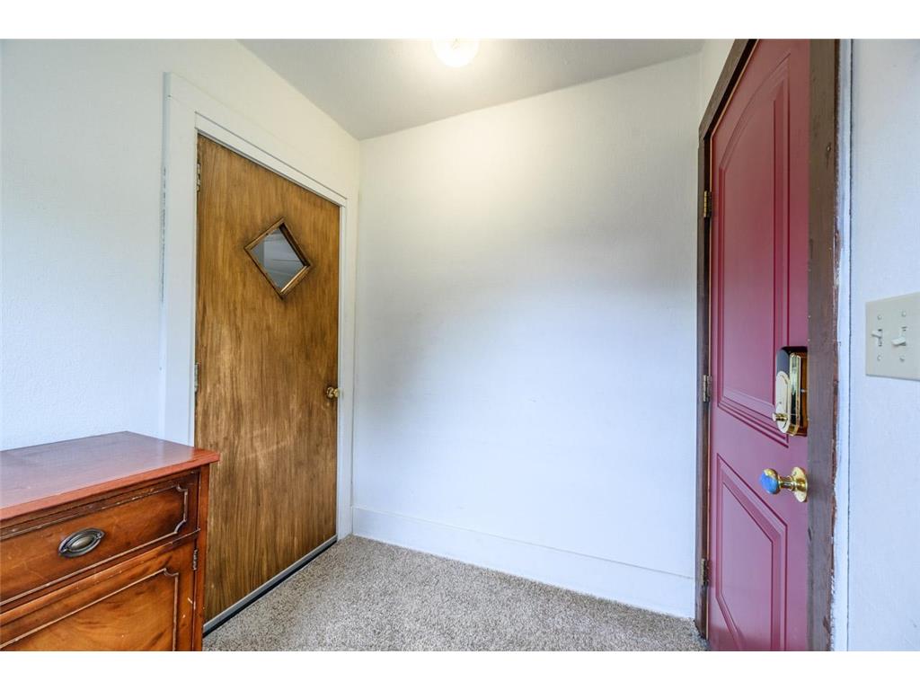 3219 4th Avenue W Hibbing MN 55746 7082156 image2