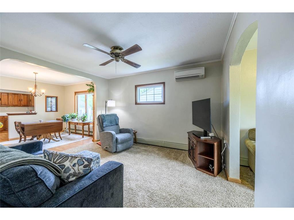3219 4th Avenue W Hibbing MN 55746 7082156 image4