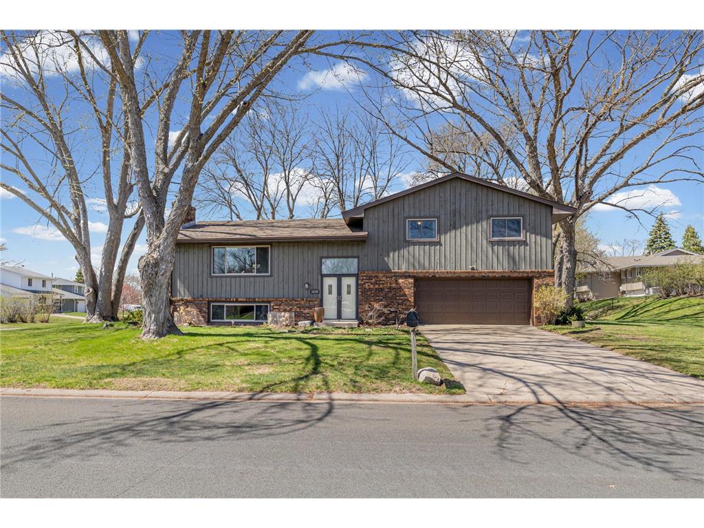 3219 Flag Avenue N New Hope MN 55427 7052264 image1