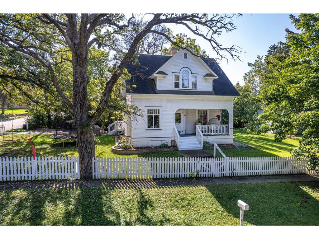 322 3rd Avenue SE Pelican Rapids MN 56572 7084682 image2
