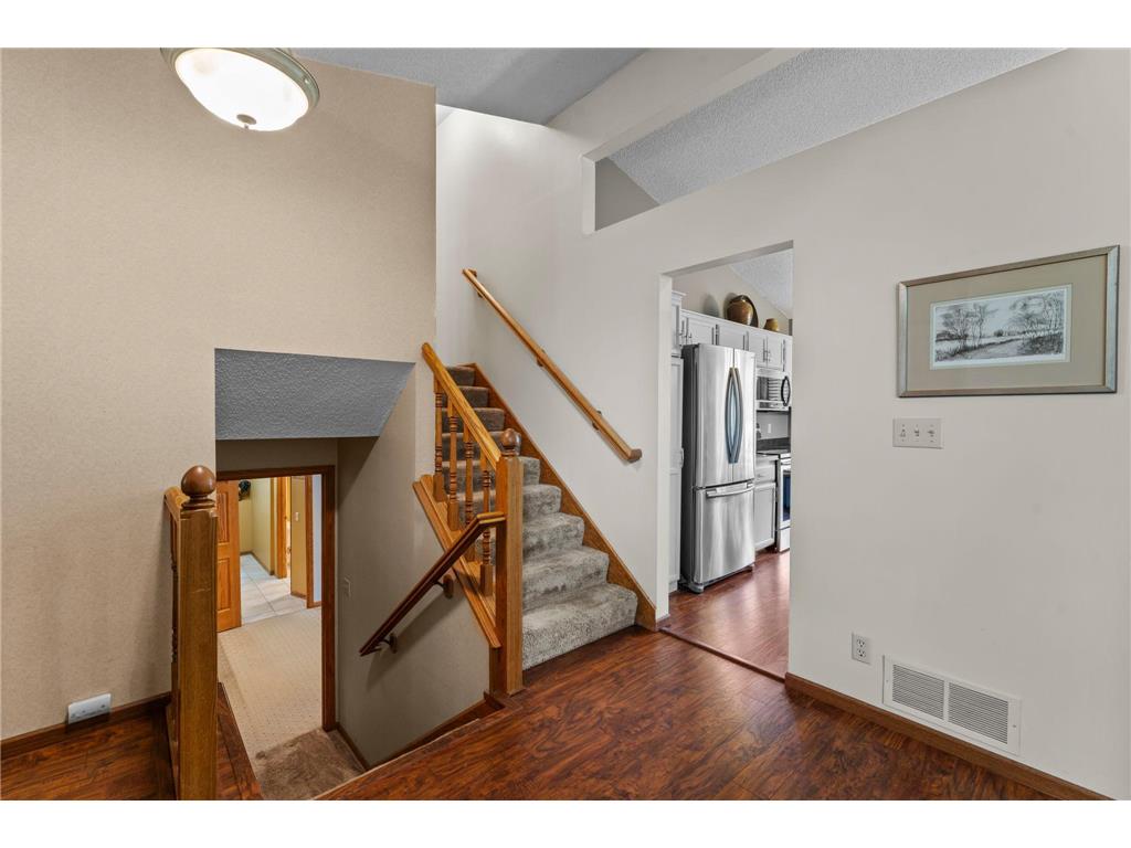322 74th Avenue N Brooklyn Park MN 55444 7056079 image10