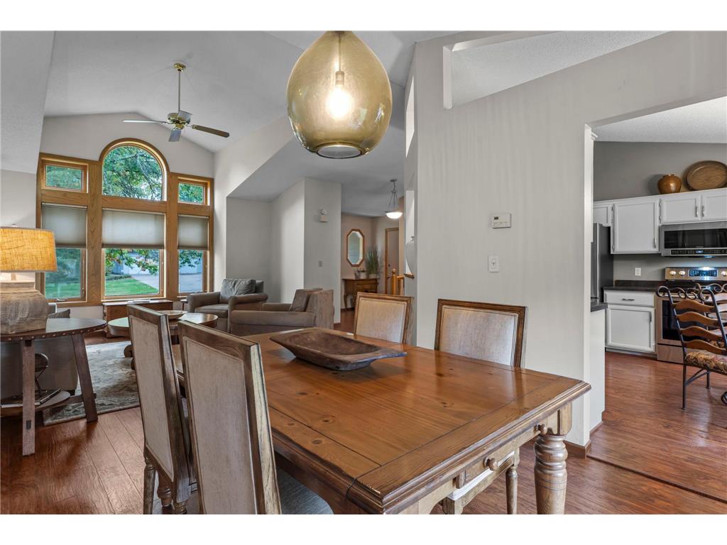 322 74th Avenue N Brooklyn Park MN 55444 7056079 image11