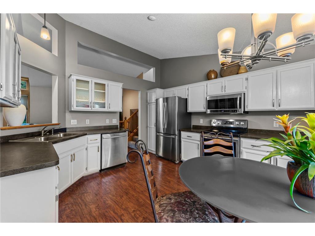 322 74th Avenue N Brooklyn Park MN 55444 7056079 image13