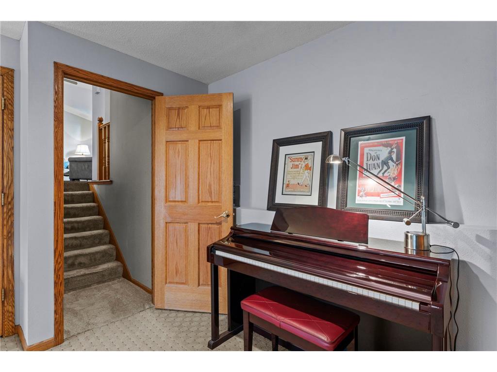 322 74th Avenue N Brooklyn Park MN 55444 7056079 image20