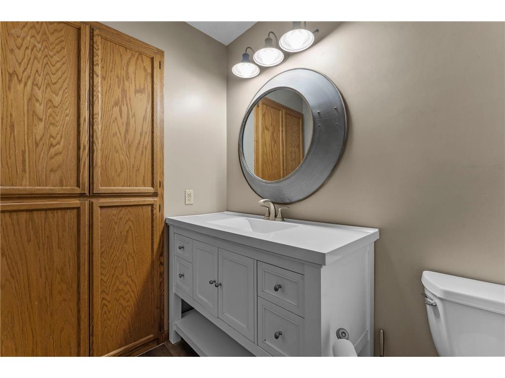 322 74th Avenue N Brooklyn Park MN 55444 7056079 image34
