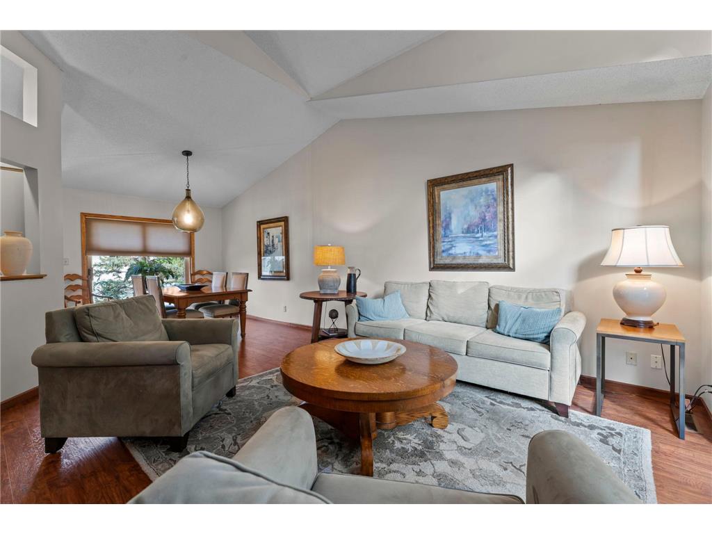 322 74th Avenue N Brooklyn Park MN 55444 7056079 image9