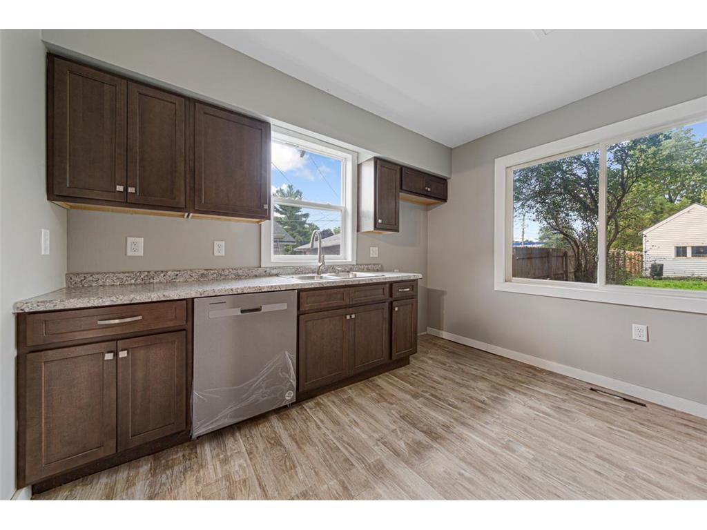 322 E Vine Street Mankato MN 56001 7020234 image10