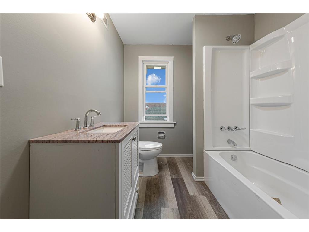 322 E Vine Street Mankato MN 56001 7044250 image22