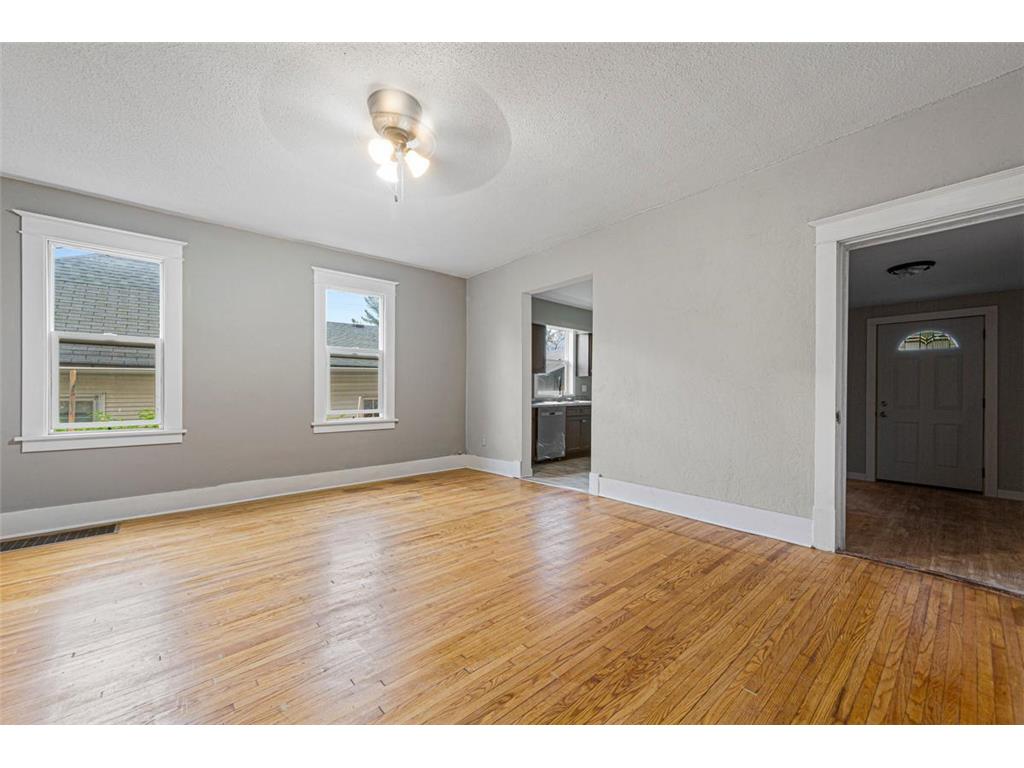 322 E Vine Street Mankato MN 56001 7044250 image8
