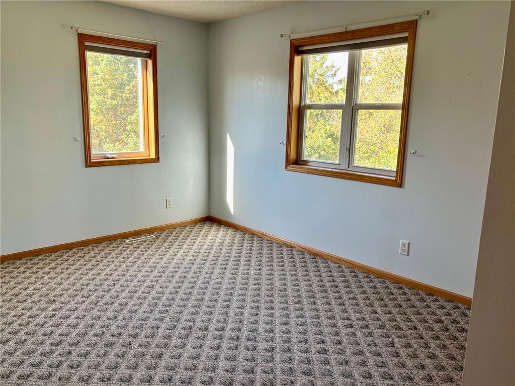 322 Oriole Avenue N Thief River Falls MN 56701 7041505 image26