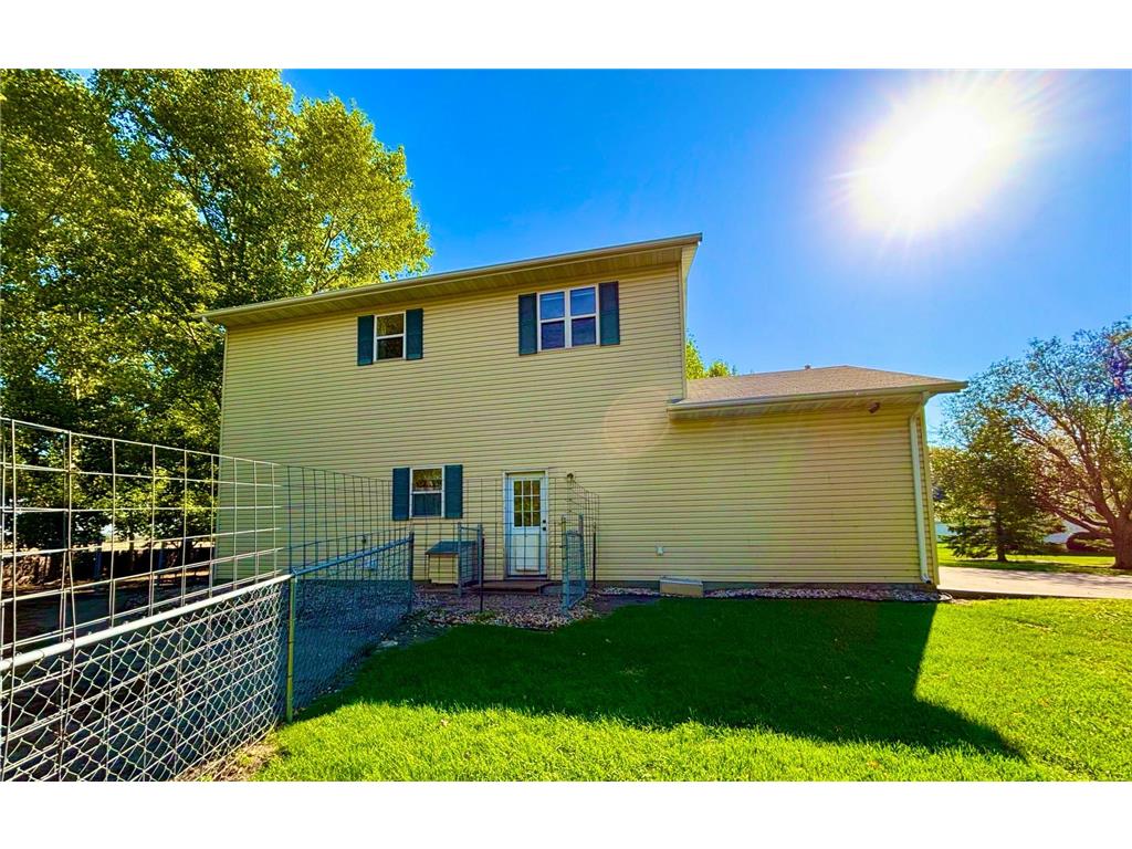 322 Oriole Avenue N Thief River Falls MN 56701 7041505 image42