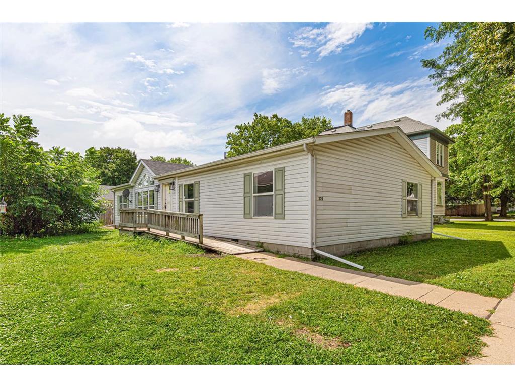 322 Park Row Saint Peter MN 56082 6774015 image1