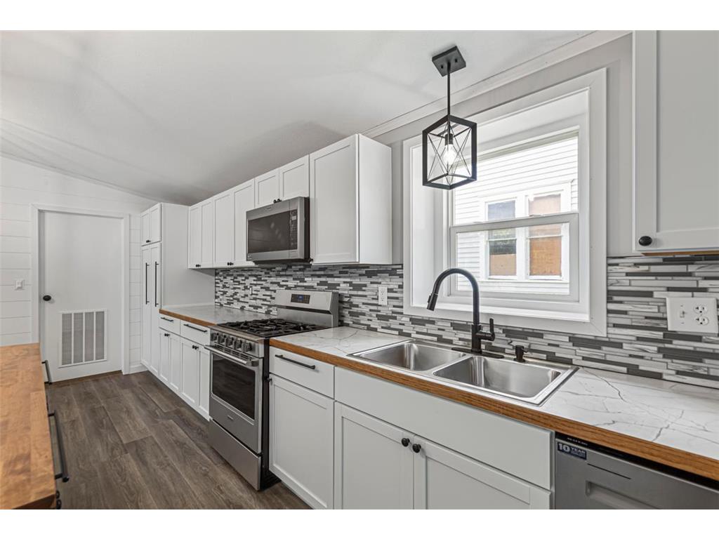 322 Park Row Saint Peter MN 56082 6774015 image13