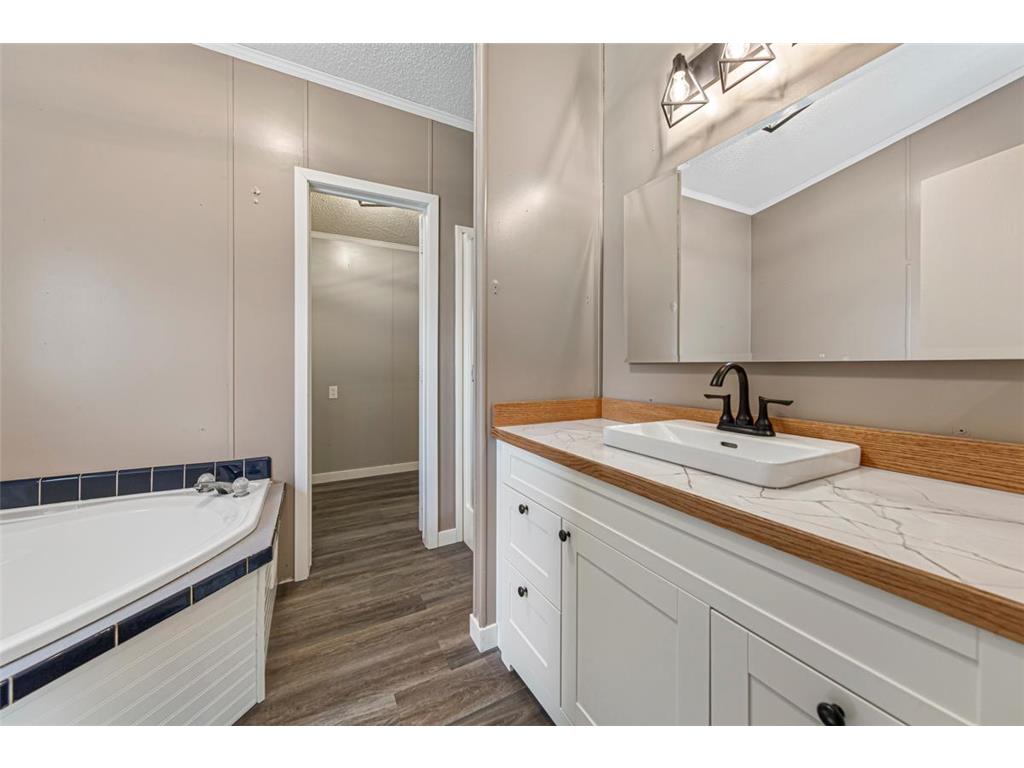 322 Park Row Saint Peter MN 56082 6774015 image23