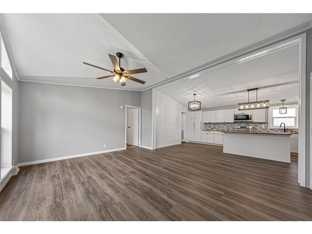 322 Park Row Saint Peter MN 56082 6774015 image5