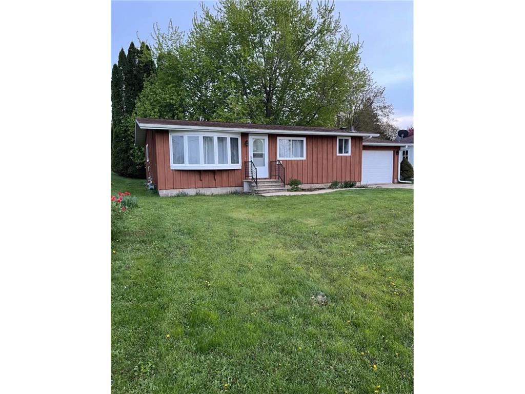322 W Prairie Avenue Mabel MN 55954 7077369 image1