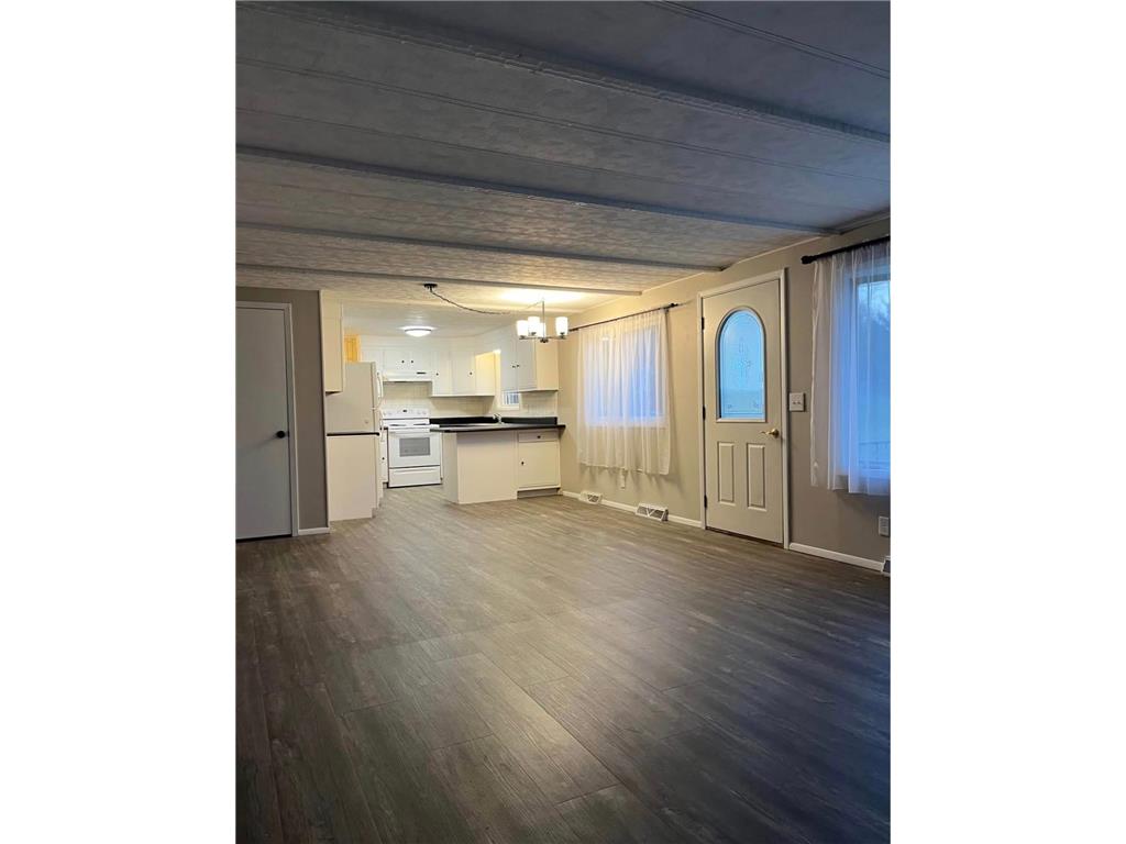 322 W Prairie Avenue Mabel MN 55954 7077369 image3