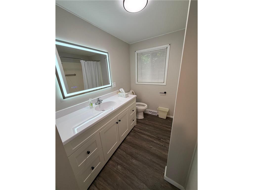 322 W Prairie Avenue Mabel MN 55954 7077369 image6