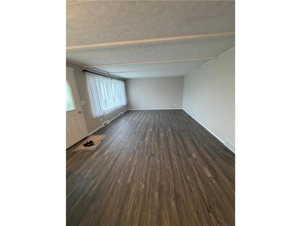 322 W Prairie Avenue Mabel MN 55954 7077369 image9
