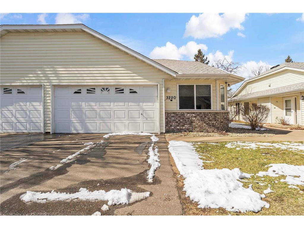 3220 Edgerton Street Vadnais Heights MN 55127 6507182 image1