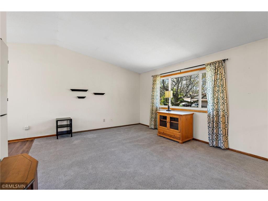 3220 Marlin Avenue Vadnais Heights MN 55127 7072012 image4