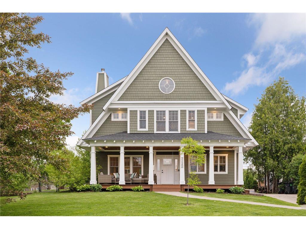 3220 Roosevelt Street NE Saint Anthony MN 55418 6727971 image1