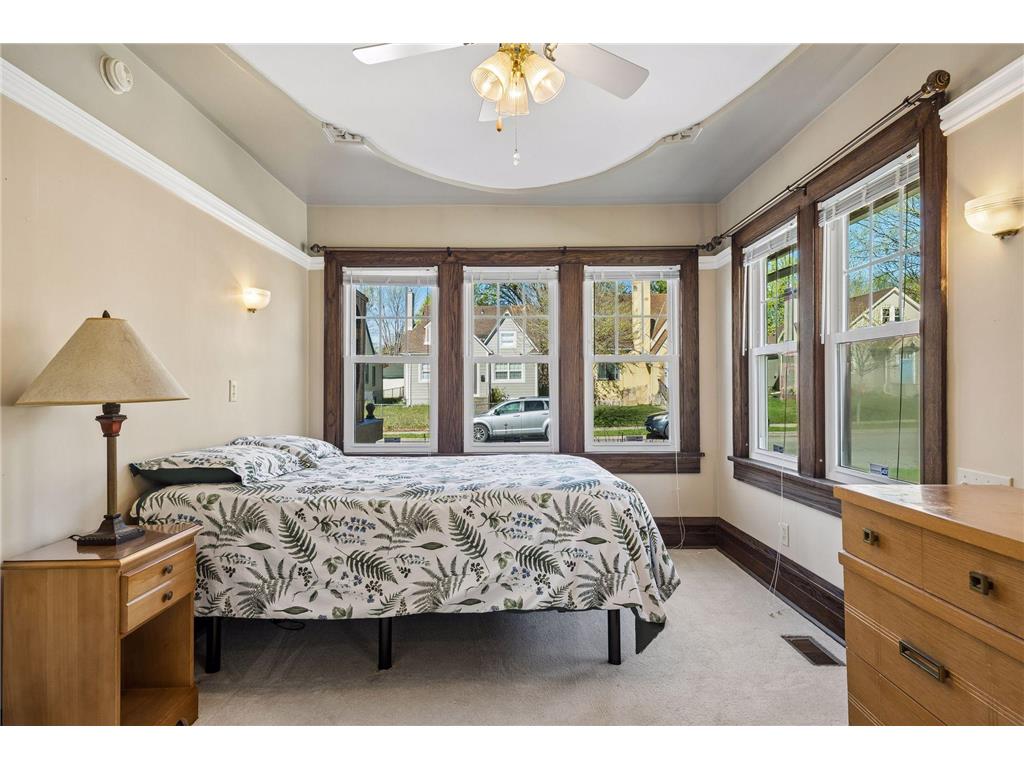 3222 James Avenue N Minneapolis MN 55412 7059922 image17