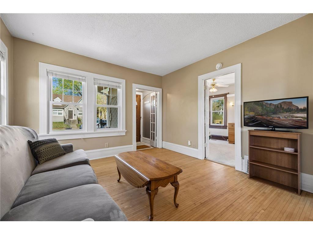3222 James Avenue N Minneapolis MN 55412 7059922 image3