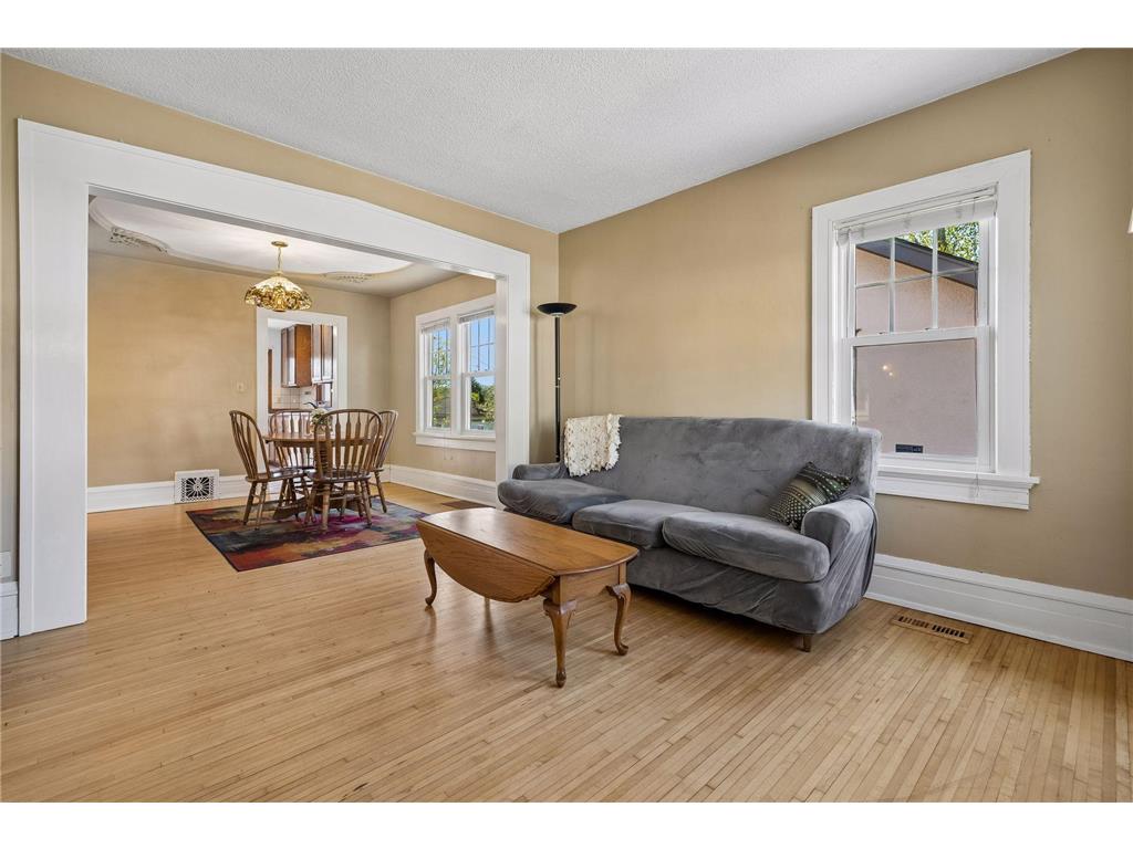 3222 James Avenue N Minneapolis MN 55412 7059922 image6