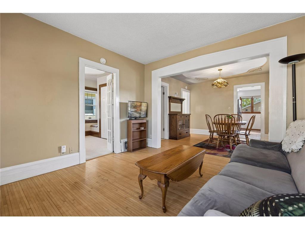 3222 James Avenue N Minneapolis MN 55412 7059922 image7