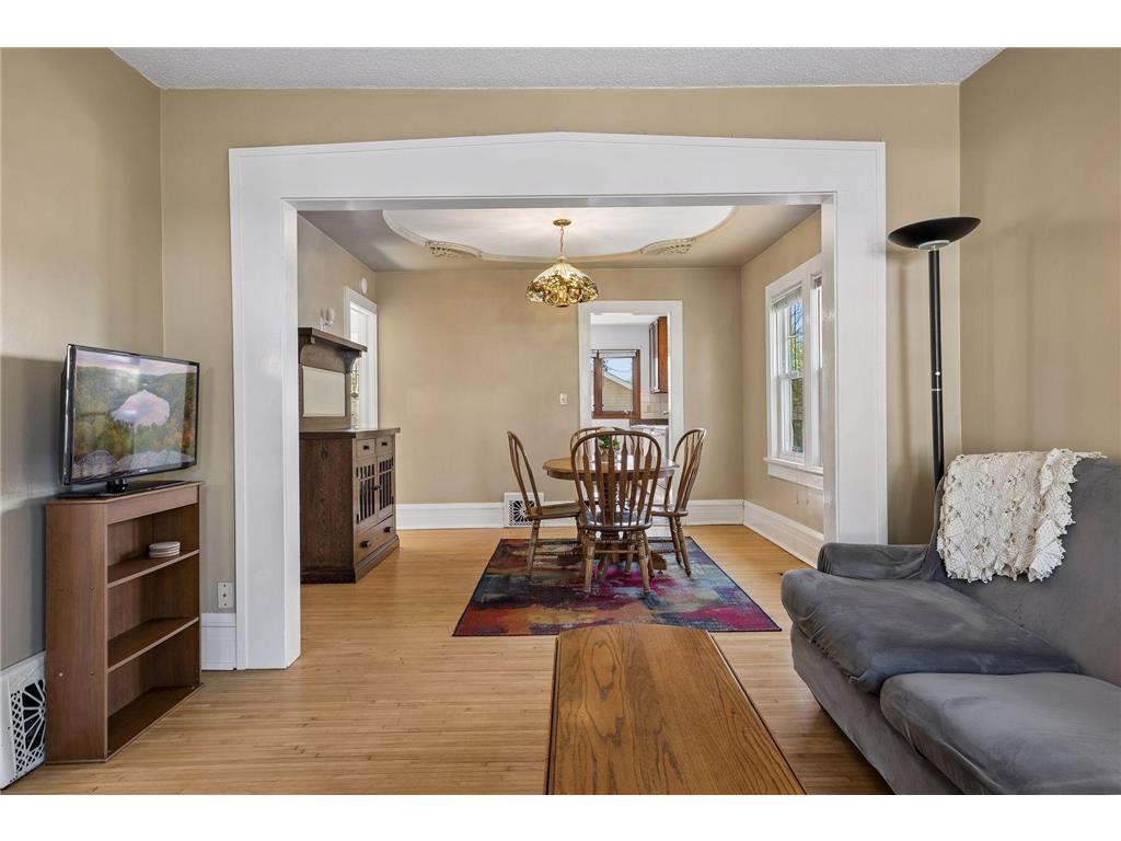 3222 James Avenue N Minneapolis MN 55412 7059922 image8