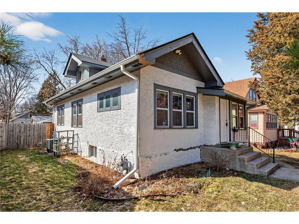 3223 Colfax Avenue N Minneapolis MN 55412 7040801 image1